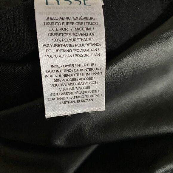 Lyysè-Textured Black Faux Leather Legging - Picture 9 of 11